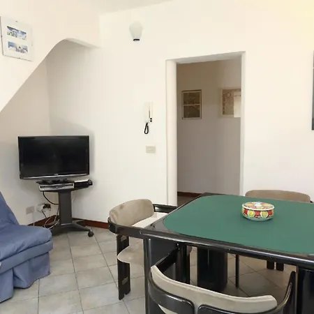 Ferienwohnung Fuer 4 Personen Ca 70 Qm In Cefalu, Sizilien Nordkueste Von Sizilien